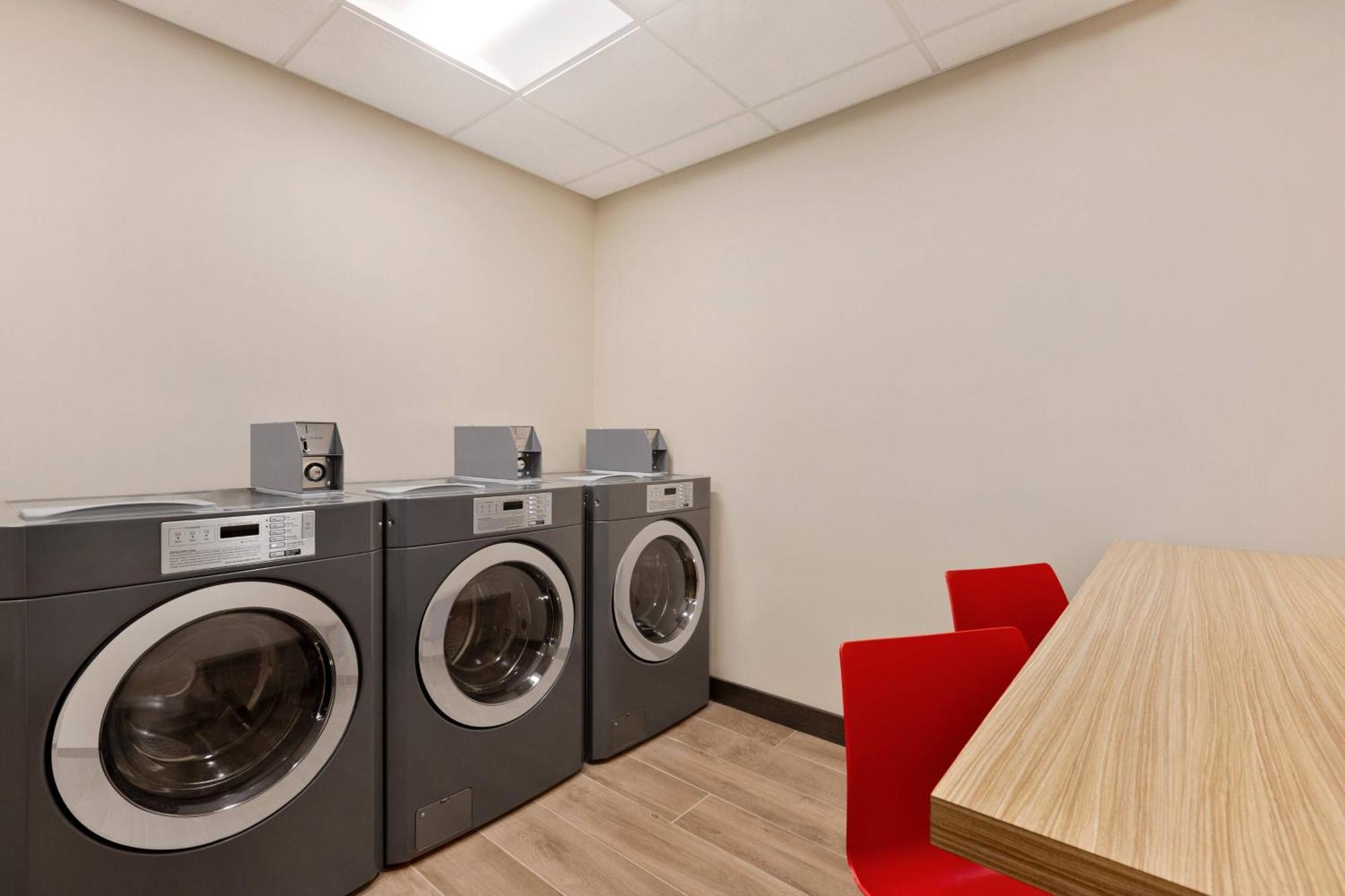 Towneplace Suites Cedar Rapids Marion Екстер'єр фото