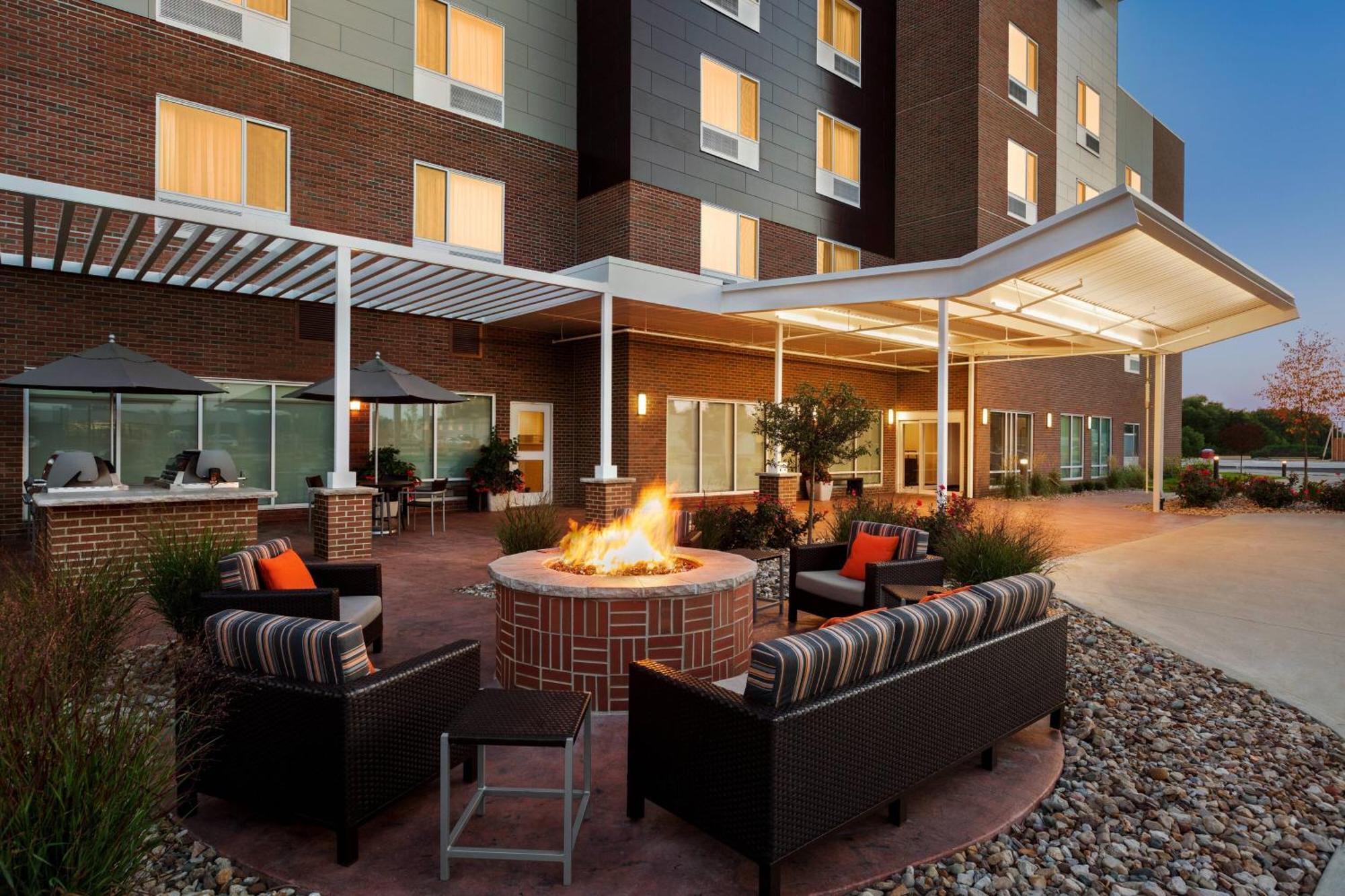 Towneplace Suites Cedar Rapids Marion Екстер'єр фото