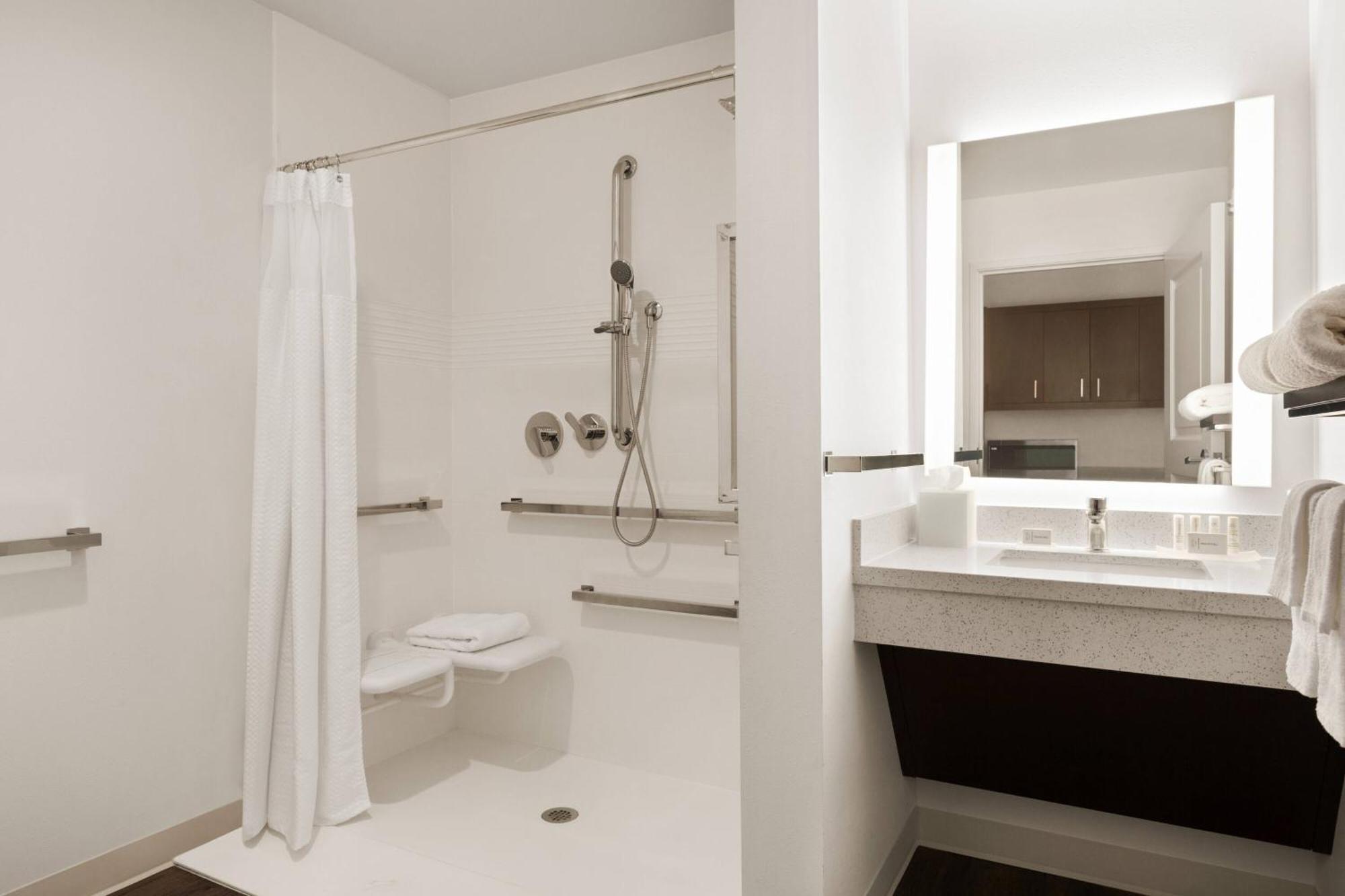 Towneplace Suites Cedar Rapids Marion Екстер'єр фото