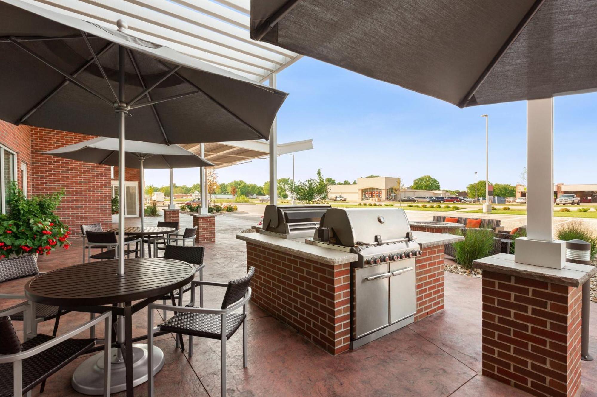Towneplace Suites Cedar Rapids Marion Екстер'єр фото